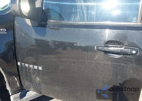 2009 Chevrolet Tahoe Hybrid from USA, damaged, VIN 1GNFK13599R113169